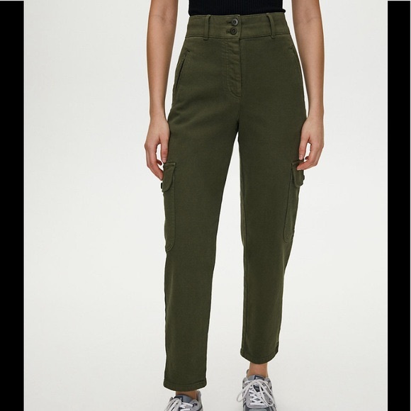 Aritzia Pants - Aritzia Modern Utility pant in gd fatigue